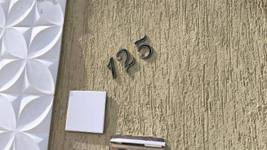 Casa com 3 quartos, 2 banheiros e 1 vaga de garagem