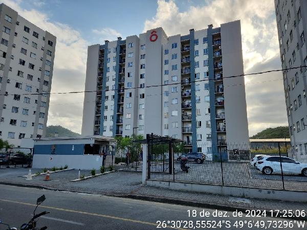 Apartamento 2 quartos, 1 banheiro, 1 vaga, 52,17m² privativos