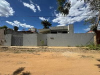Casa com 224m², 3 quartos, ocupada, ideal para investimento
