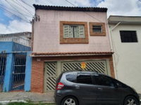 Casa ocupada com 1 vaga e 81 m² construídos