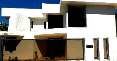 Casa com 651,97 m² em Brasília - Ocupada