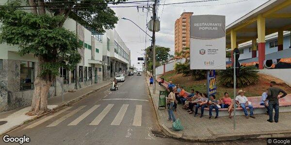 Lote urbano de 165m² no Centro de Alfenas/MG