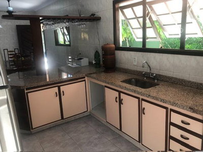 Casa com 362,64 m² de terreno, 2 quartos, 1 banheiro, desocupada