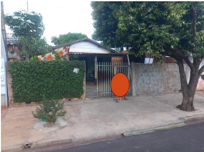 Casa com Edícula, 2 Quartos, 2 Banheiros, 89.84m² Construída