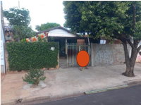 Casa com Edícula, 2 Quartos, 2 Banheiros, 89.84m² Construída