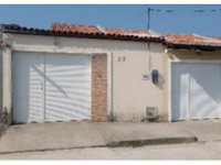 Casa Ocupada com 2 Quartos e 1 Banheiro em Itaitinga