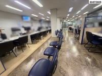 Loja comercial com 538,79m² e subloja com 237,51m², 2 banheiros, ocupada