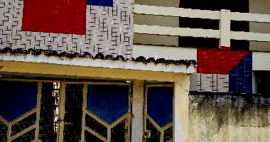 Casa com 3 quartos, 3 banheiros, varanda e 1 vaga de garagem, 161.64m² construída