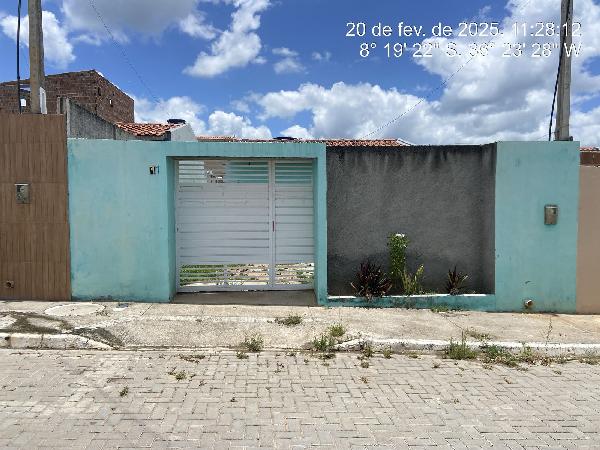 Casa com 2 quartos e 1 banheiro, 46.3m²