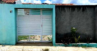 Casa com 2 quartos e 1 banheiro, 46.3m²