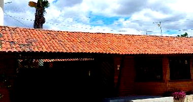 Casa 2 quartos, 1 banheiro, 1 vaga, 46,3m² construída, desocupada