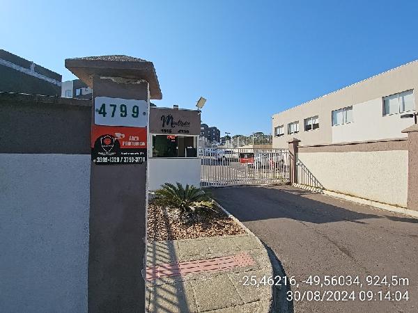 Apartamento com 2 Quartos e 1 Vaga em Campo Largo