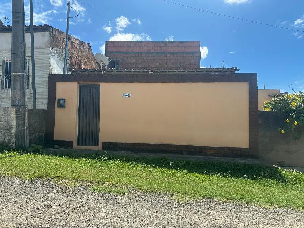 Casa com 2 quartos e 97,48m² de área total
