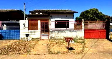 Casa com 2 quartos e 1 vaga em Padre Bernardo/GO