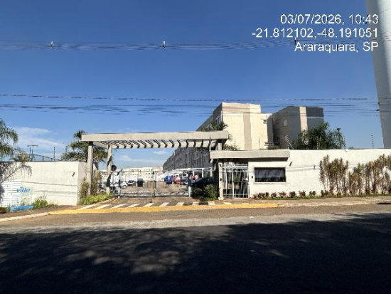 Apartamento com 2 quartos e vaga em Araraquara