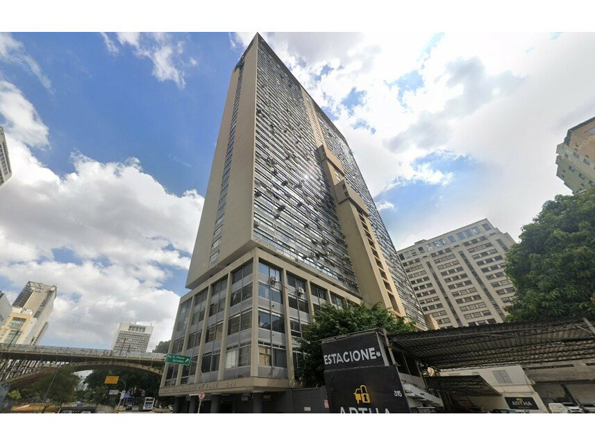 Sala comercial de 37,20m² ocupada em leilão