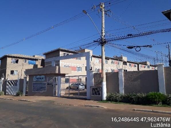 Apartamento com 2 quartos, 1 banheiro, 44,77m² privativos e 1 vaga