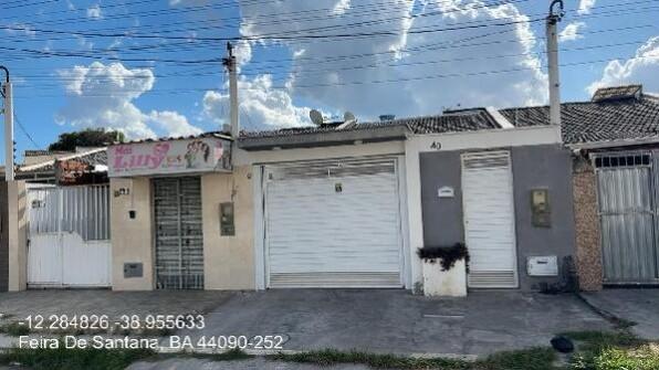 Casa com 3 quartos, 2 banheiros e 1 vaga de garagem