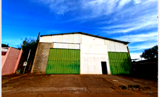 Galpão com 1.302m² e benfeitorias em Iporá/GO