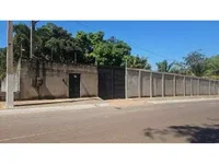 Apartamento com 10 Vagas de Garagem
