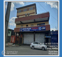 Comercial com 255,63m² de terreno no Centro