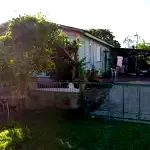 Terreno com casa 3 quartos, 2 banheiros, área de serviço, 253m²