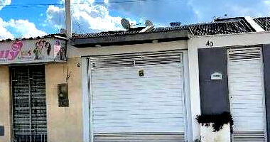 Casa em Feira de Santana com 3 quartos