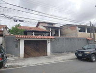 Casa Ocupada em Niterói com 450m² de Terreno