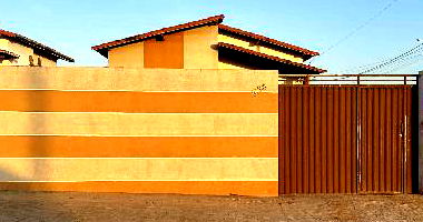 Casa com 45m² construída, 200m² terreno, 1 quarto, 1 banheiro