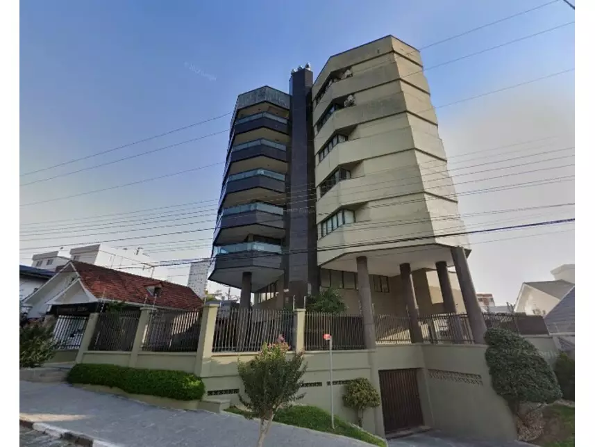 Apartamento padrão com 1 quarto, 1 vaga e 114m² construídos, ocupado
