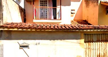 Casa com 2 pavimentos, terreno de 154m² em Bom Jesus do Itabapoana/RJ