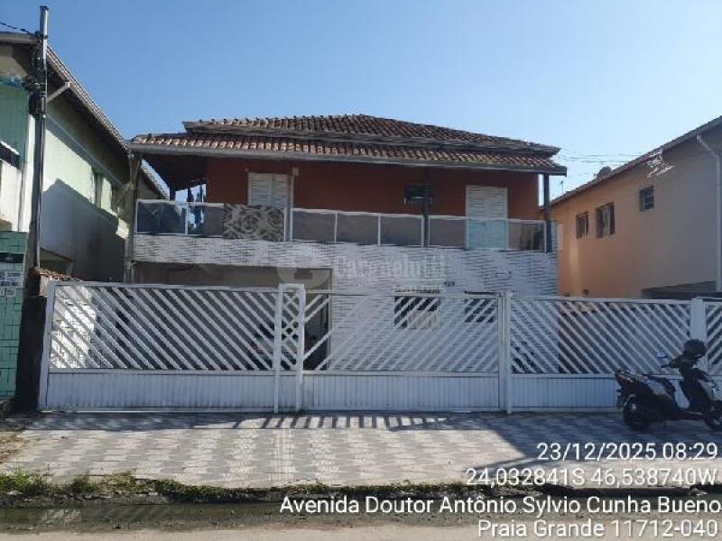 Casa com 2 quartos em Praia Grande/SP