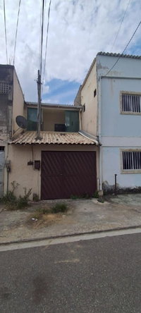 Casa com 2 Quartos e Vaga em Nova Iguaçu