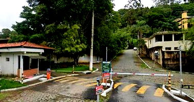 Casa em condomínio - Olho D'Água - Mairiporã/SP
