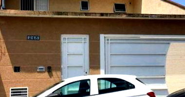 Casa padrão com 3 quartos, 3 banheiros, 1 vaga, 171m² construída, ocupada