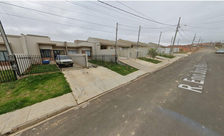 Casa 55m² com 1 vaga, 1 quarto, 1 banheiro - Ocupada
