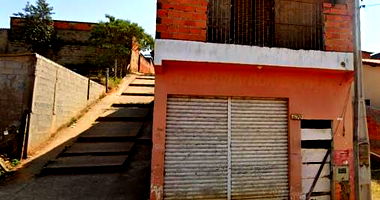 Casa e Terreno em Jardim Vitória - Oportunidade Imperdível!