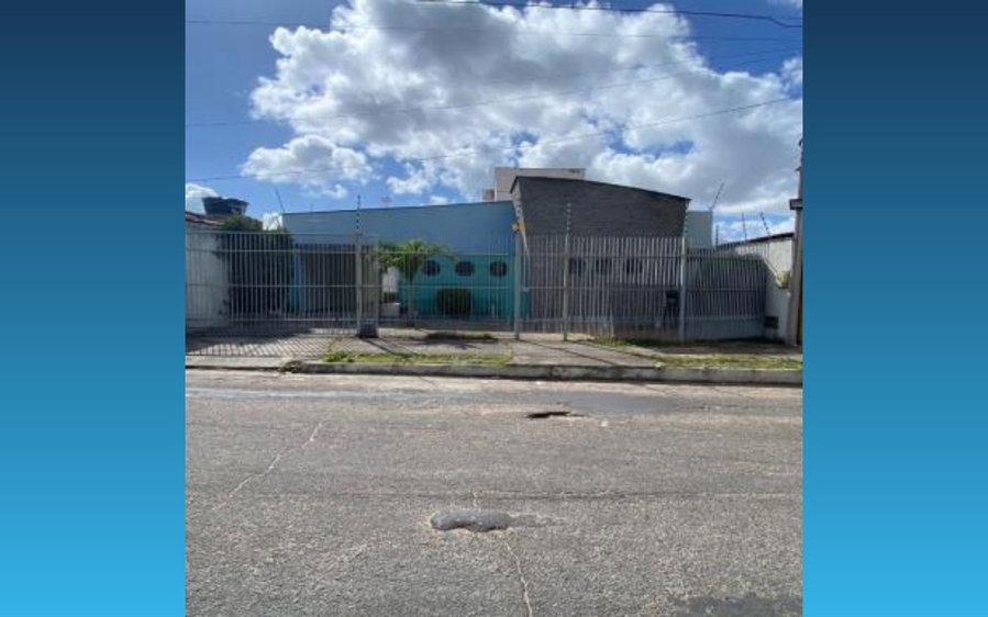 Casa 256m² com 4 suítes em Natal/RN