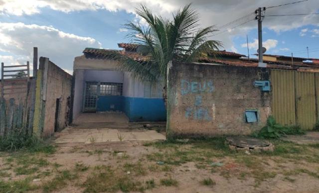 Casa com 3 quartos, 2 banheiros, 1 vaga, 120m², ocupada