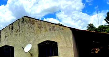 Terreno com Residência em Campina da Lagoa/PR - 130m²