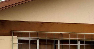 Casa 152m² Desocupada no Centro de Capitão Leonidas Marques