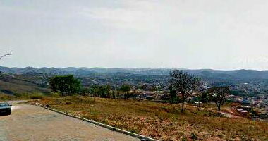 Casa Residencial com 67m² e Terreno de 135m² em Campo Belo/MG