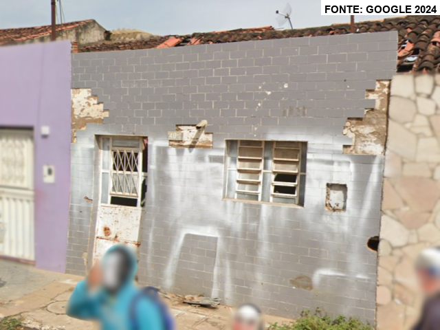 Casa com 50,40m² e terreno de 126m² em Trindade/PE