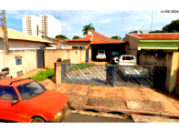 Casa com 3 Dormitórios em Fernandópolis/SP