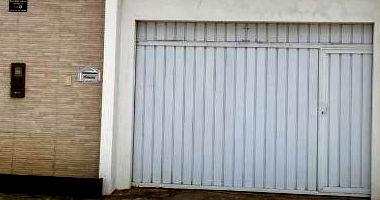 Casa ocupada com 120m² construídos, ideal para investimento
