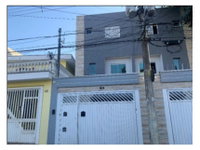 Casa com 3 dormitórios e área gourmet em Santo André