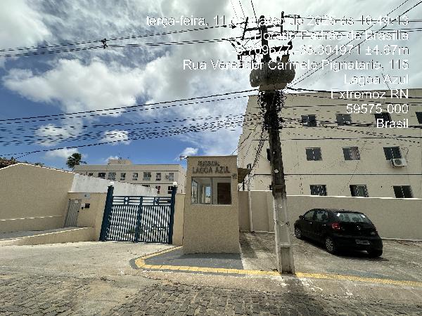 Apartamento com 2 quartos, 2 banheiros e 54,76 m² privativos