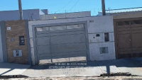 Casa com 2 quartos e 2 banheiros, 67,63 m², ocupada