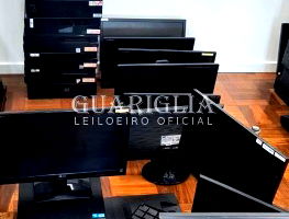 Lote 289 - Diversos Materiais de Informática