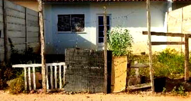 Casa com 2 quartos, 1 banheiro, 50m² área privativa, 2 vagas